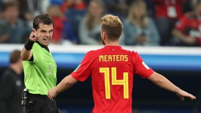 Дрис Мертенс завершил карьеру футболиста