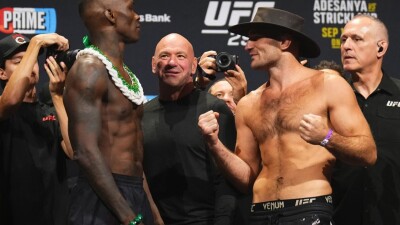 Исраэль Адесанья сообщил, когда и против кого хотел бы провести следующий бой