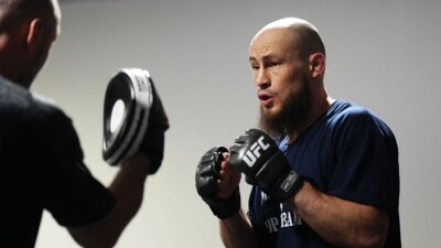 Первый татарин в истории UFC выступит на турнире в сентябре: подробности