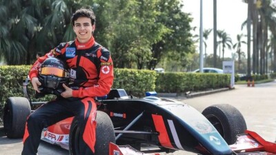 По подозрению в убийстве своего отца задержан самый молодой гонщик Формулы-3