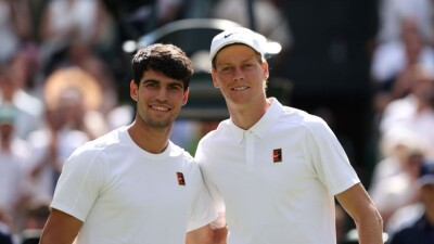 Синнер ответил, как относится к сравнению его и Алькараса с "Большой тройкой"