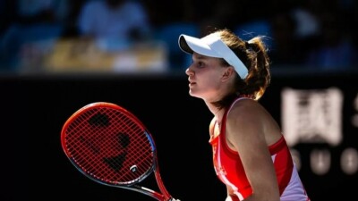 Елена Рыбакина одним словом оценила первый матч в паре с Эммой Радукану