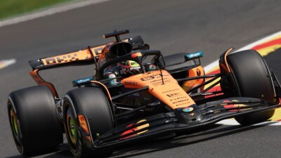 Пилот "Макларена" выиграл спринт-квалификацию Гран-при Бельгии