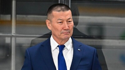 "Думаю, руководство КХЛ терпеть не будет": известный форвард – о скандалах в "Барысе"