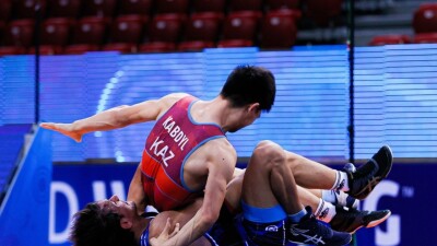 Борцы из Казахстана завоевали ещё две медали на турнире в Польше