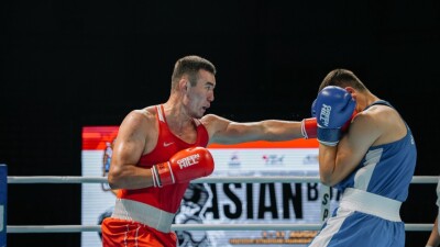 Досрочно завершился бой Казахстан - Узбекистан на чемпионате Азии по боксу