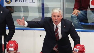 Новому главному тренеру "Барыса" вынесли вердикт