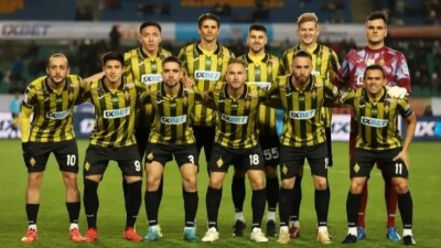 "Слован" и "Кайрат" объявили стартовые составы на матч Лиги чемпионов