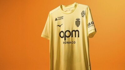 "Монако" представил новый третий комплект игровой формы
