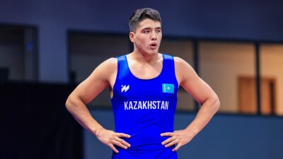 Казахстан взял "золото" на чемпионате мира по борьбе