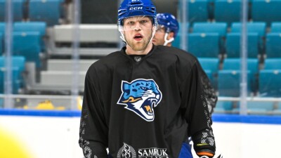Известна первая потеря "Барыса" перед стартом нового сезона КХЛ