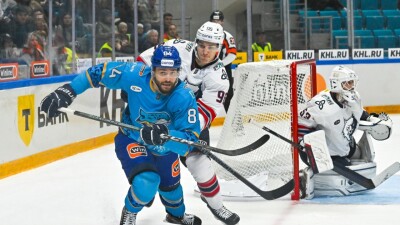 "Барыс" заключил контракт с форвардом сборной Казахстана