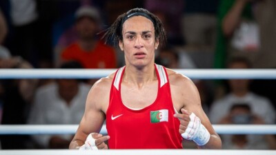 Олимпийская чемпионка по боксу завершила карьеру после громкого скандала с гендерными тестами