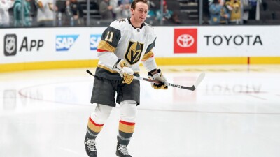 Экс-форвард системы "Вегаса" официально перешёл в "Барыс"