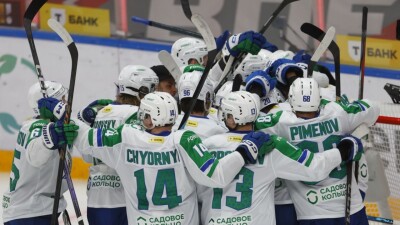 "Салават Юлаев" разгромил "Металлург" перед матчем с "Барысом" на турнире в Магнитогорске