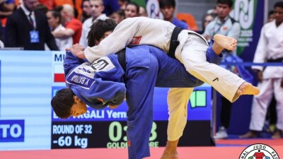 Казахстанский дзюдоист выиграл "золото" чемпионата мира в Болгарии