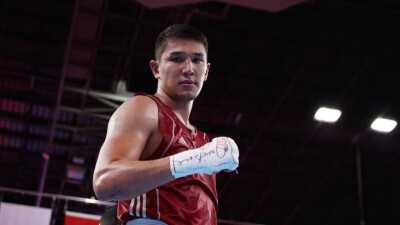 Прямая трансляция поединков Казахстана в первый день ЧМ-2025 по боксу