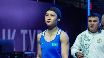 Видео полного боя ЧМ-2025 по боксу Элина Базарова –  Нигина Уктамова