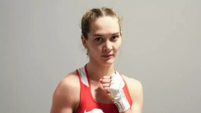 Видео полного боя ЧМ-2025 по боксу Карина Ибрагимова – Панайоту Кузилу