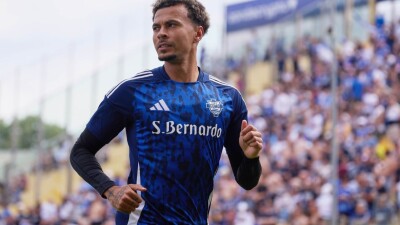 Три клуба из Чемпионшипа заинтересованы в подписании Деле Алли