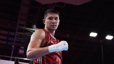 Видео полного боя ЧМ-2025 по боксу Сагындык Тогамбай – Джек Майкл Марли