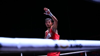 Судьи определили победителя боя Казахстан – Индия на ЧМ-2025 по боксу