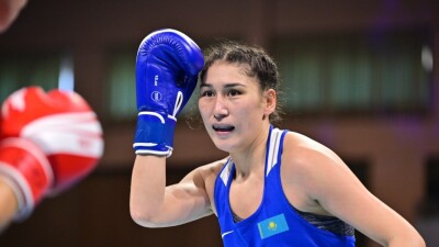 Казахстанская боксёрша одолела олимпийскую чемпионку и обеспечила себе медаль чемпионата мира 