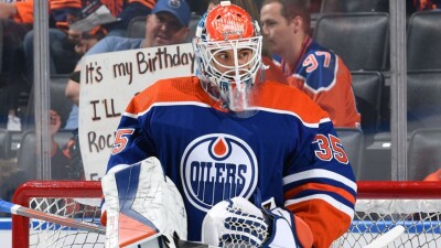 "Барыс" официально остался без канадского вратаря