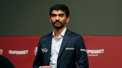 Действующий чемпион мира по шахматам проиграл в третий раз подряд