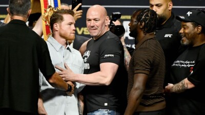 Прямая трансляция боя за титул абсолютного чемпиона мира Сауль Альварес – Теренс Кроуфорд