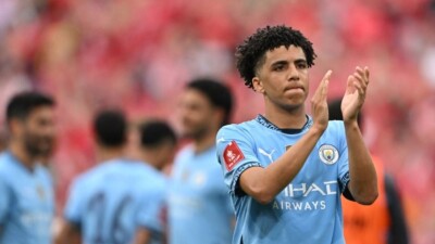 "Манчестер Сити" объявил о продлении контракта с воспитанником Рико Льюисом до 2030 года