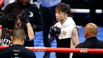 Абсолютный чемпион мира проведёт ещё один бой до конца года