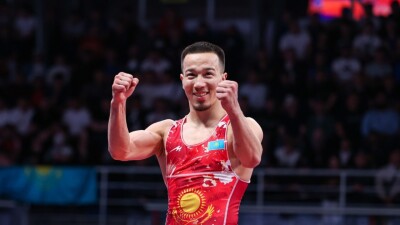 Казахстан поспорит с Узбекистаном за "золото" ЧМ-2025 по борьбе