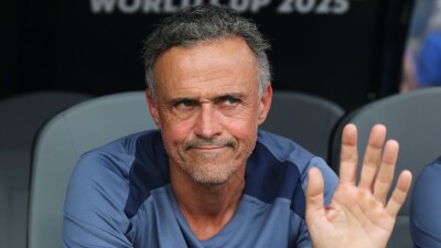 Луис Энрике готов вновь возглавить "Барселону"