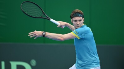 Лучший теннисист Казахстана пробился в финал турнира ATP-250 в Ханчжоу