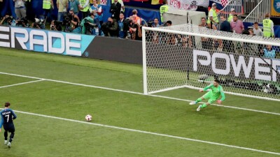 В ФИФА хотят запретить игрокам добивать мяч после пенальти