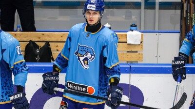 “Барыс” предложил контракты сразу нескольким хоккеистам