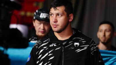 Анонсирован бой казахстанского файтера после сенсации в UFC