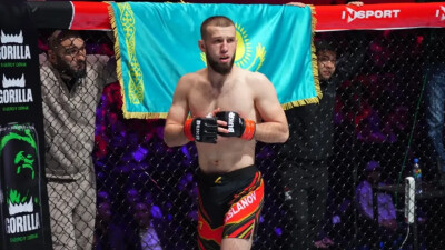 Уверенный дебют в UAE Warriors: Асланов остался непобеждённым