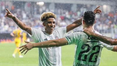 "Зенит" вновь нацелился на игрока "Бешикташа"