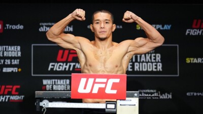 Асу Алмабаев прошёл взвешивание и готов к третьему бою в UFC