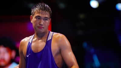 Пять казахстанцев выбыли за два дня на молодежном ЧА по боксу