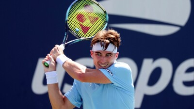 Сенсация в Германии: Скатов вышел в финал турнира в Бонне