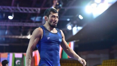 Жадраев стартовал в сезоне с победы на Гран-при Германии