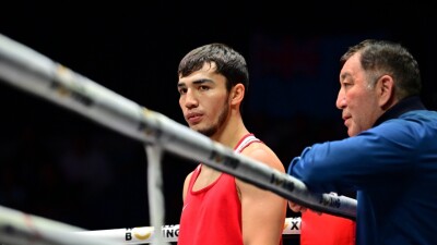 Казахстанские боксёры одержали три победы в третий день чемпионата мира в Ливерпуле