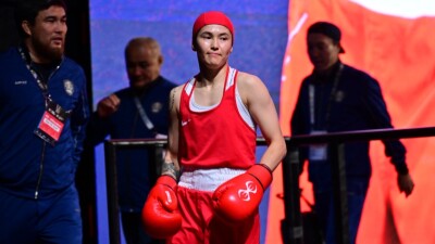 Назым Кызайбай завоевала серебро чемпионата мира по боксу
