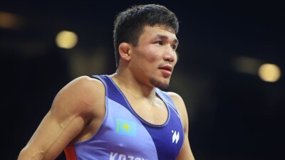 Кайпанов вновь на пьедестале: теперь у него золото, серебро и бронза ЧМ