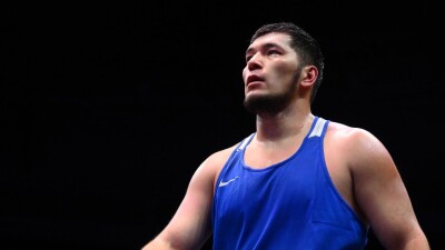 Айбек Оралбай стал чемпионом мира и принес Казахстану седьмое золото