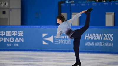 Казахстанский фигурист Диас Жиренбаев выступил в Пекине